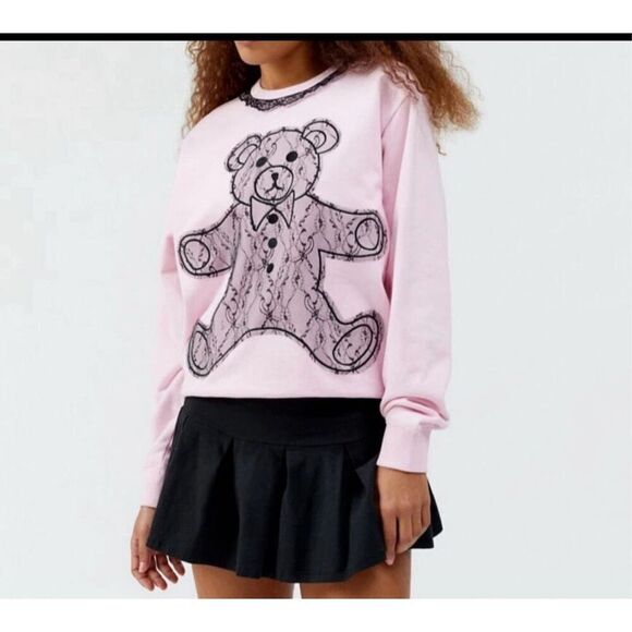 Teddy Fresh Sweaters - Teddy Fresh applique Bear pink sweater black Lace trim Women’s medium streetwear